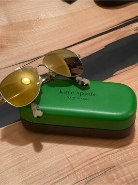 Kate Spade Sunglasses with Green Case FRAME AND CASE ONLY. My rx is in the frame